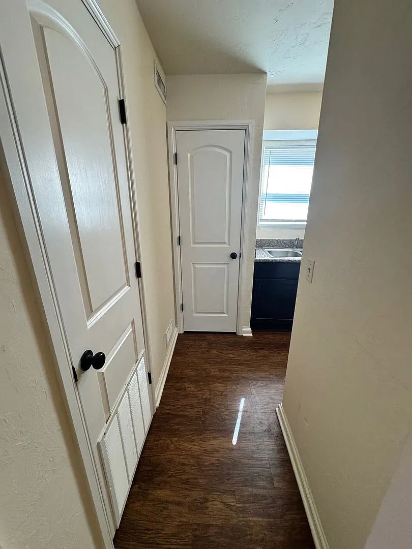 Renaissance Park Apartments – photo 4
