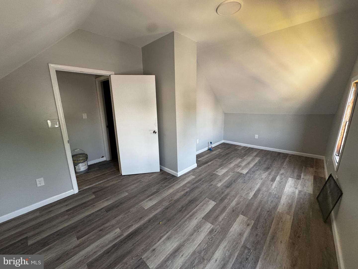198 South Ave unit 2 – photo 4