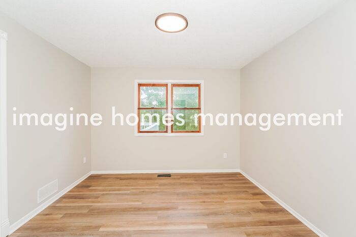 2569 Brafferton Ave – photo 5