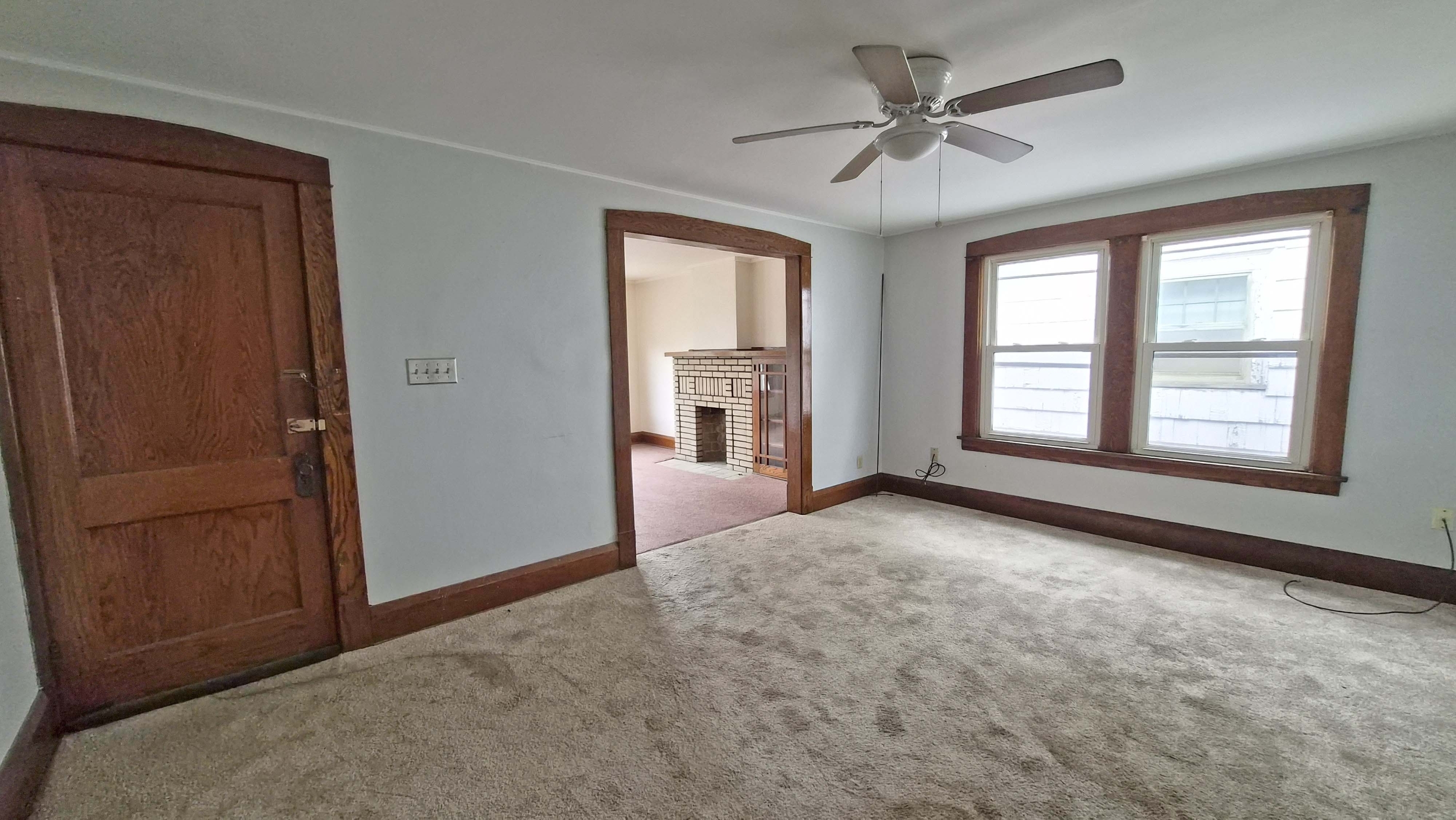 52 N Brockway Ave unit # 3 – photo 1