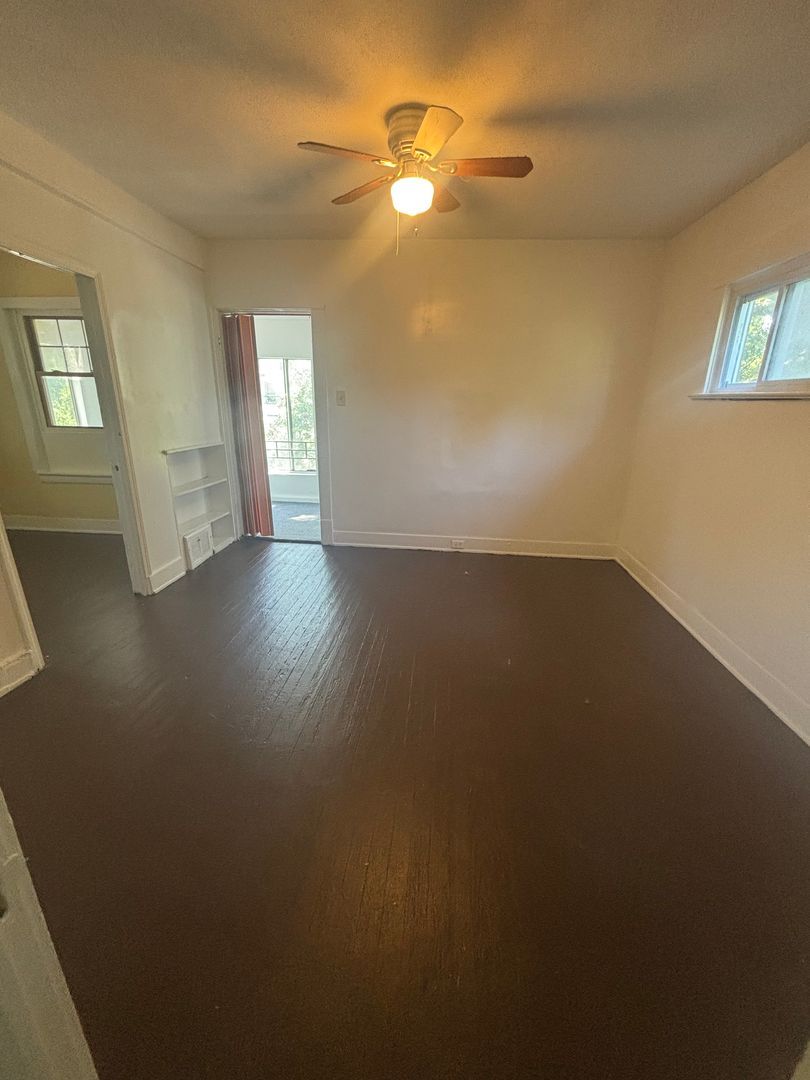 3026 E 123rd St unit 2 – photo 2