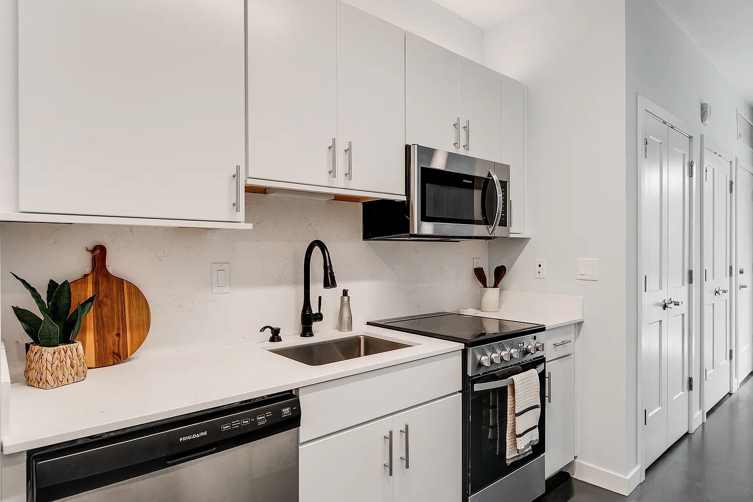 The Hub Apartments – photo 5