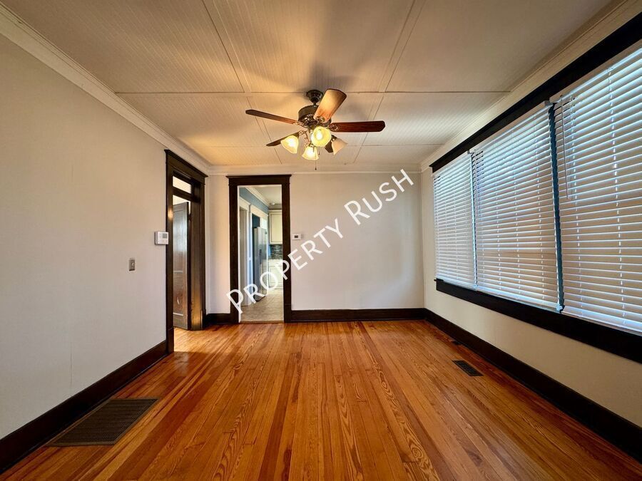 104 E Kent St – photo 5