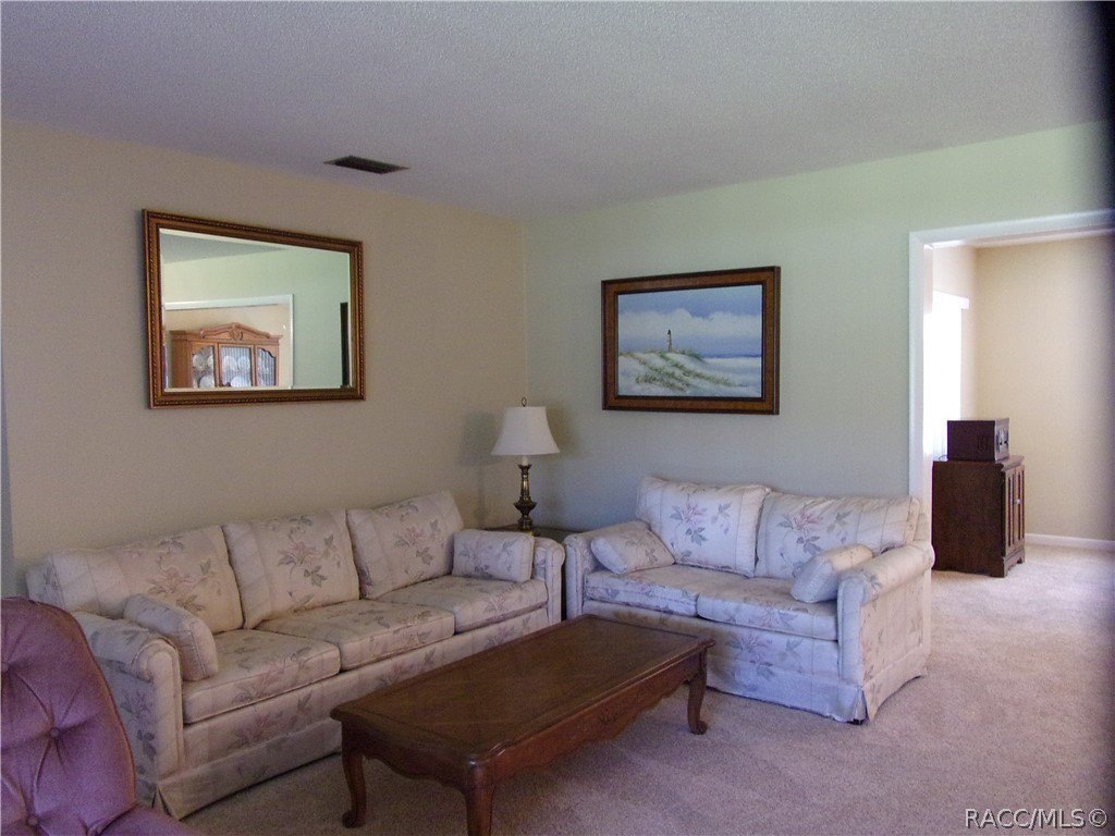1821 Kimberly Ln – photo 2