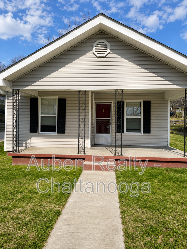 2413 Stuart St – photo 1