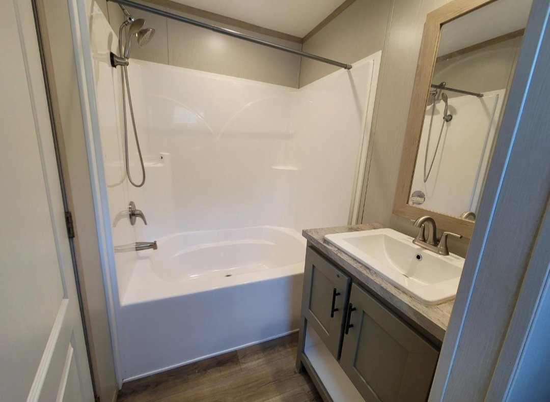 3290 Harding Hwy unit 211 – photo 5