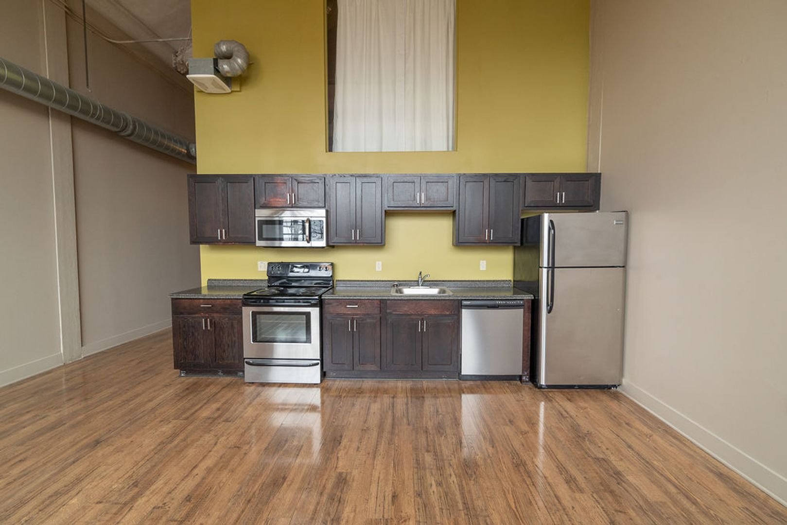 2320 Superior Ave unit Apt. 306 – photo 1