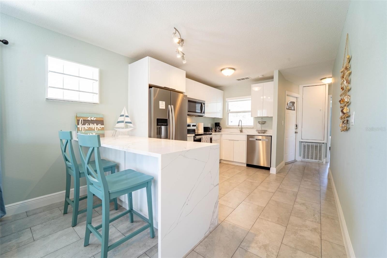 4825 Floramar Terrace – photo 4