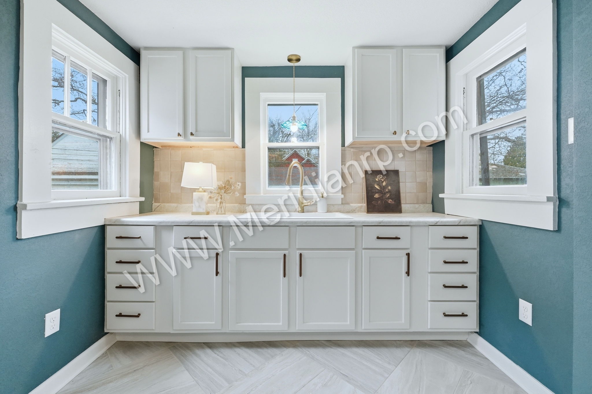 931 Woodview Blvd – photo 3