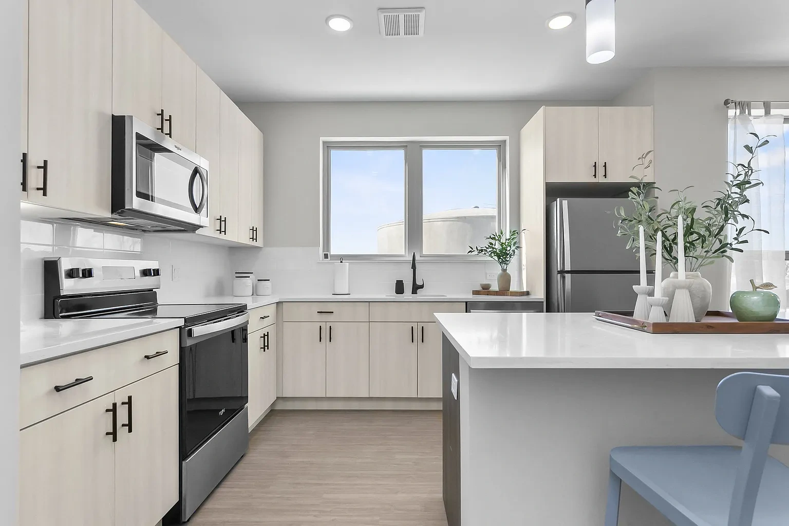 Triton Square Apartments – photo 4