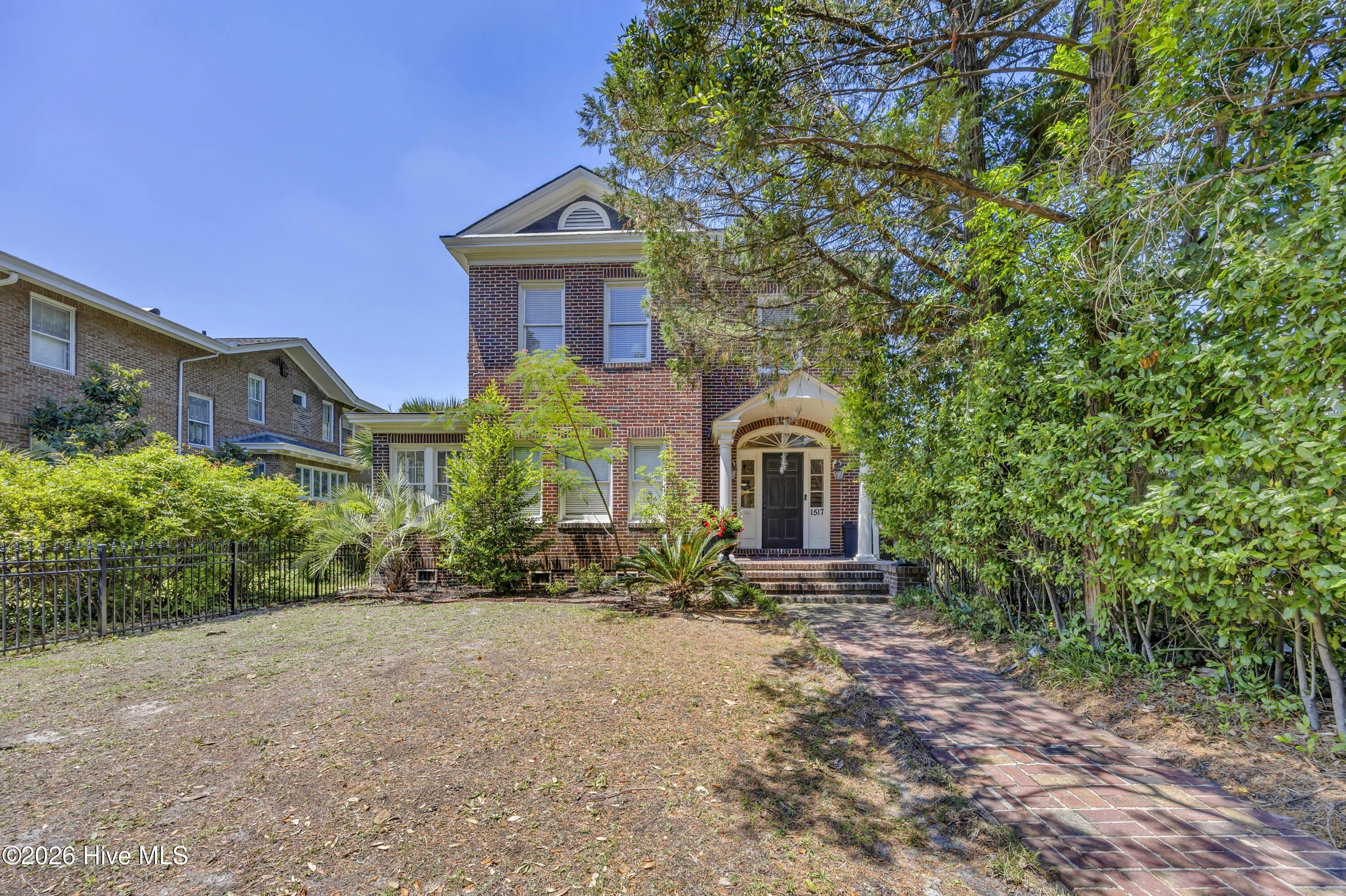 1517 Market St – photo 2