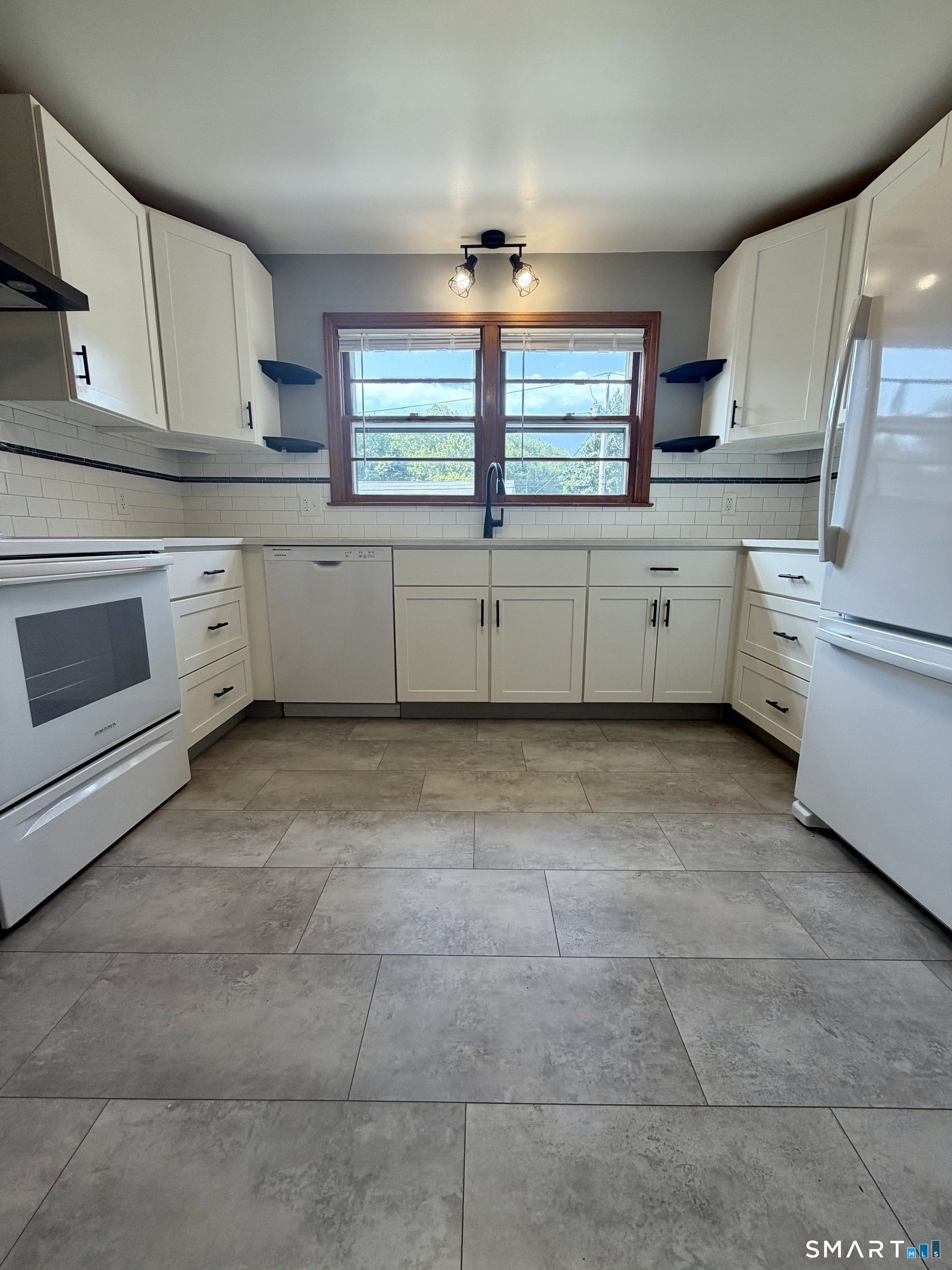 110 Collett St – photo 5