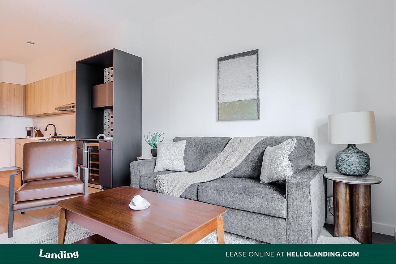 2623 Keene St – photo 2