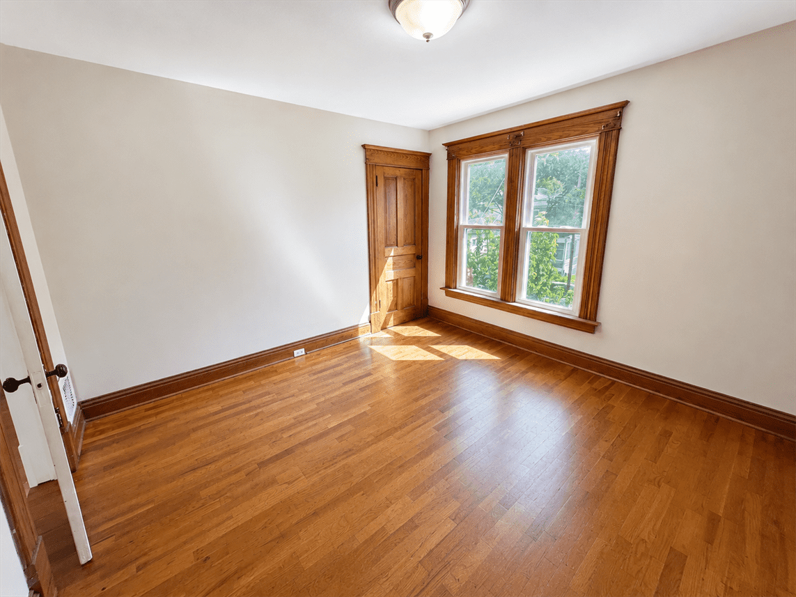 413 E Maple Ave unit 2 – photo 4