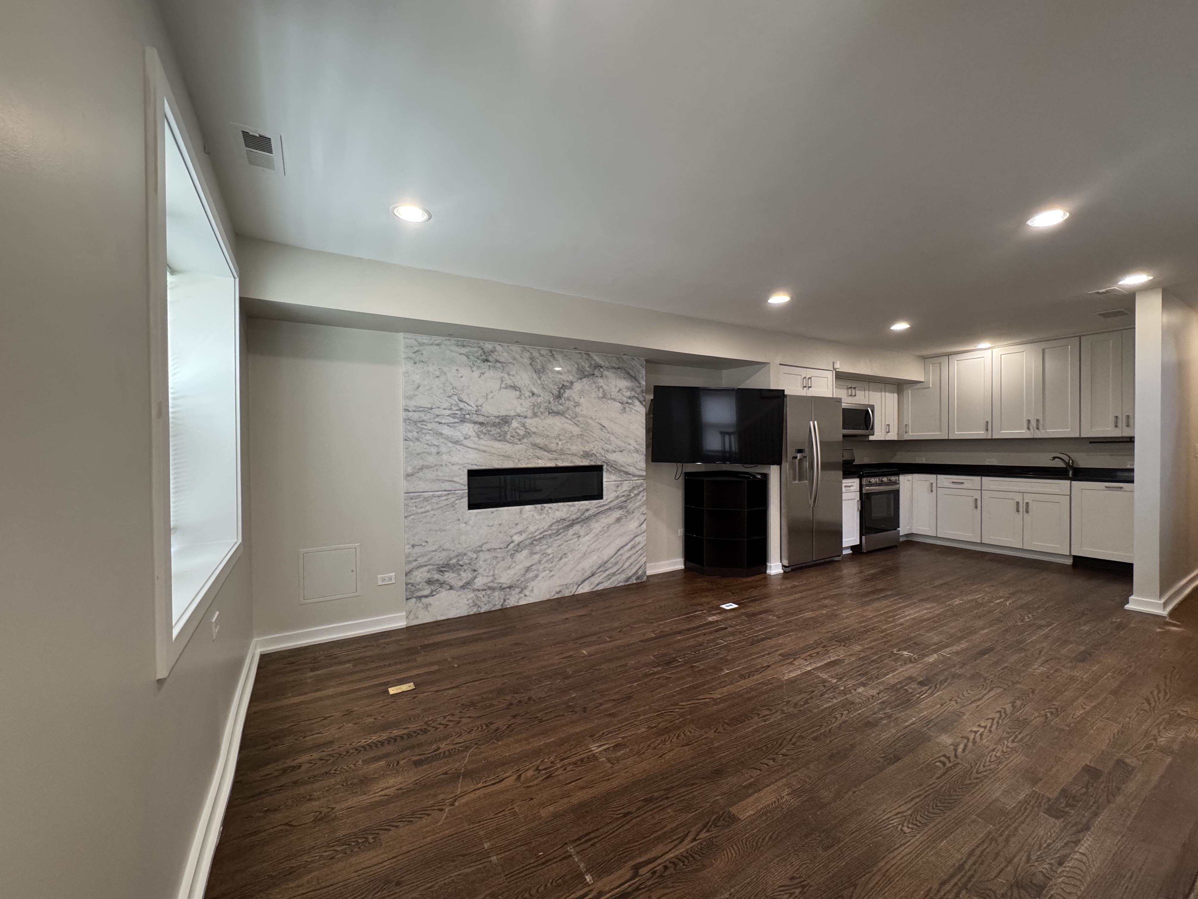 1911 W Cortland St unit CH – photo 2