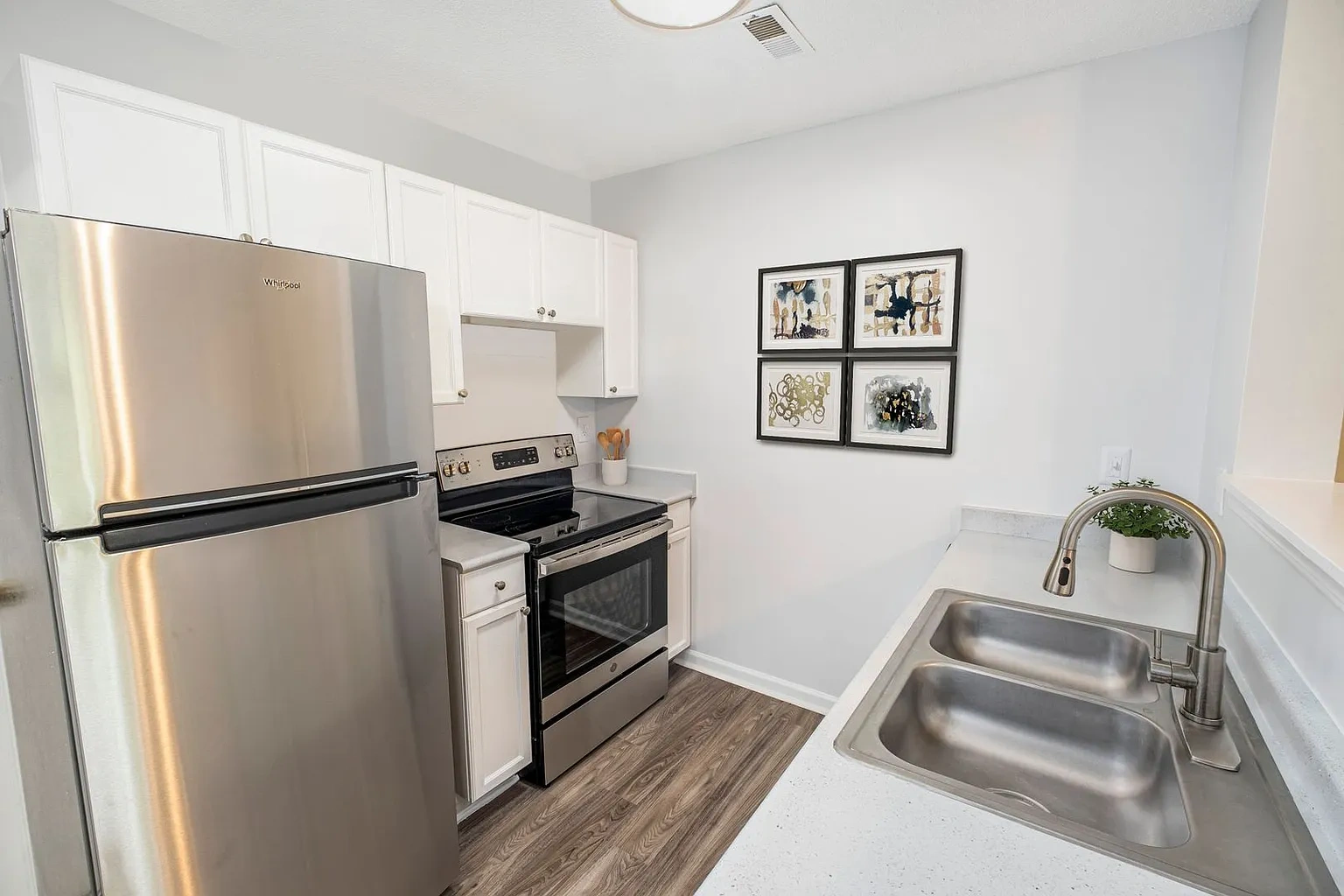 Carlson Bay Luxury Apartments – Floor plan