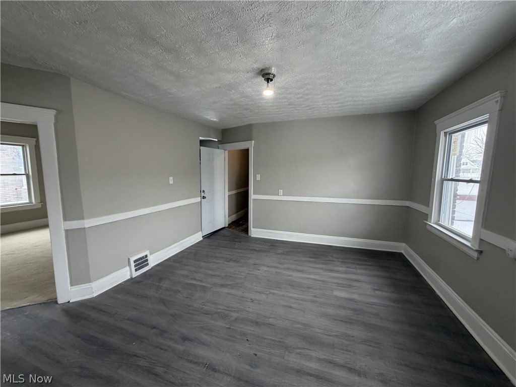 15340 Yorick Ave #3RD – photo 5