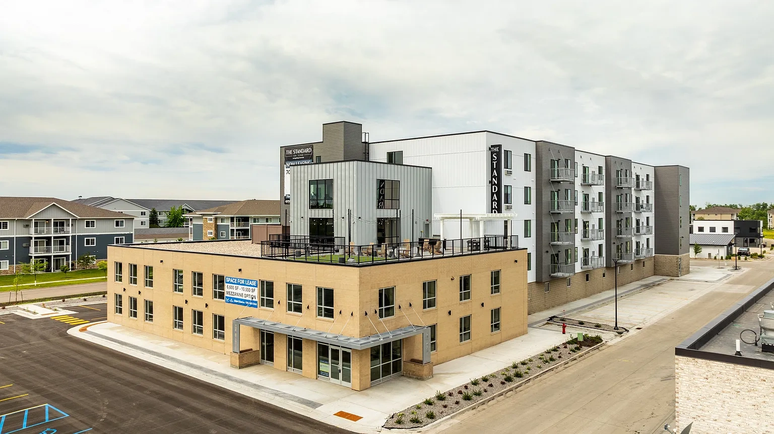 The Standard on 32nd – photo 3