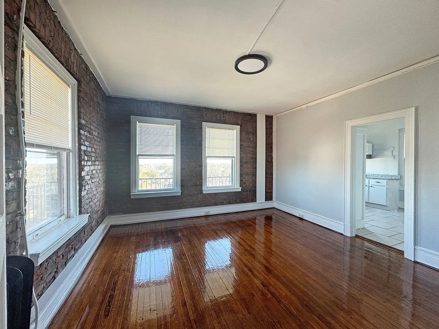 Carolina Apartments – photo 1