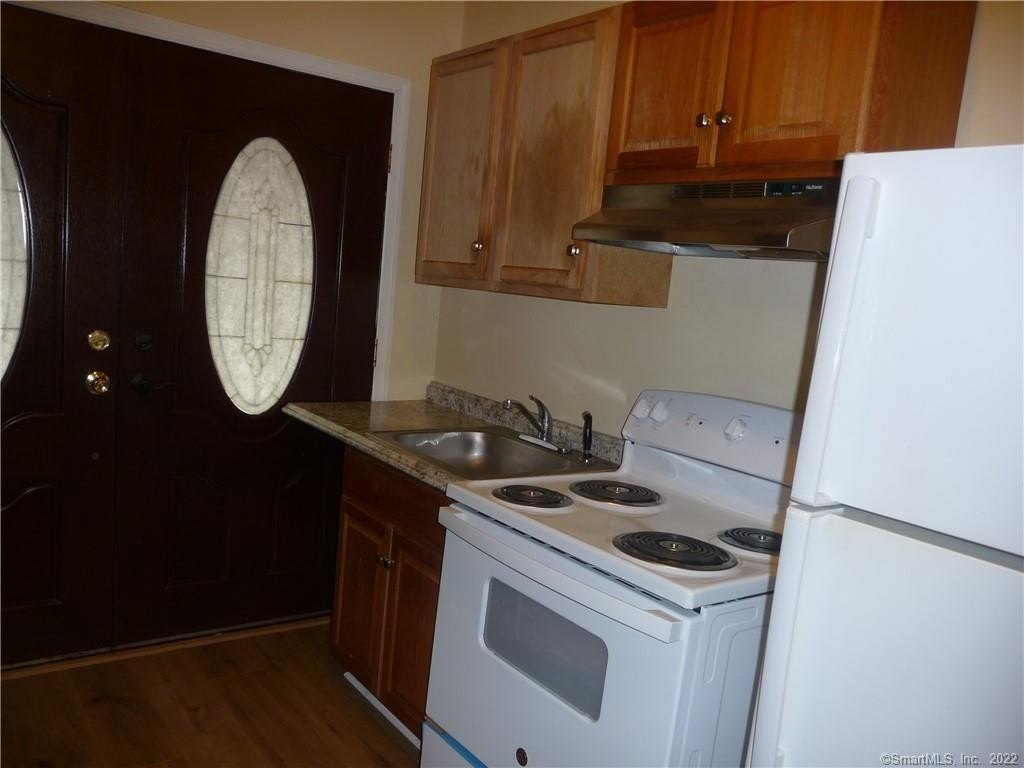 1 Eastview St #FRONT – photo 2