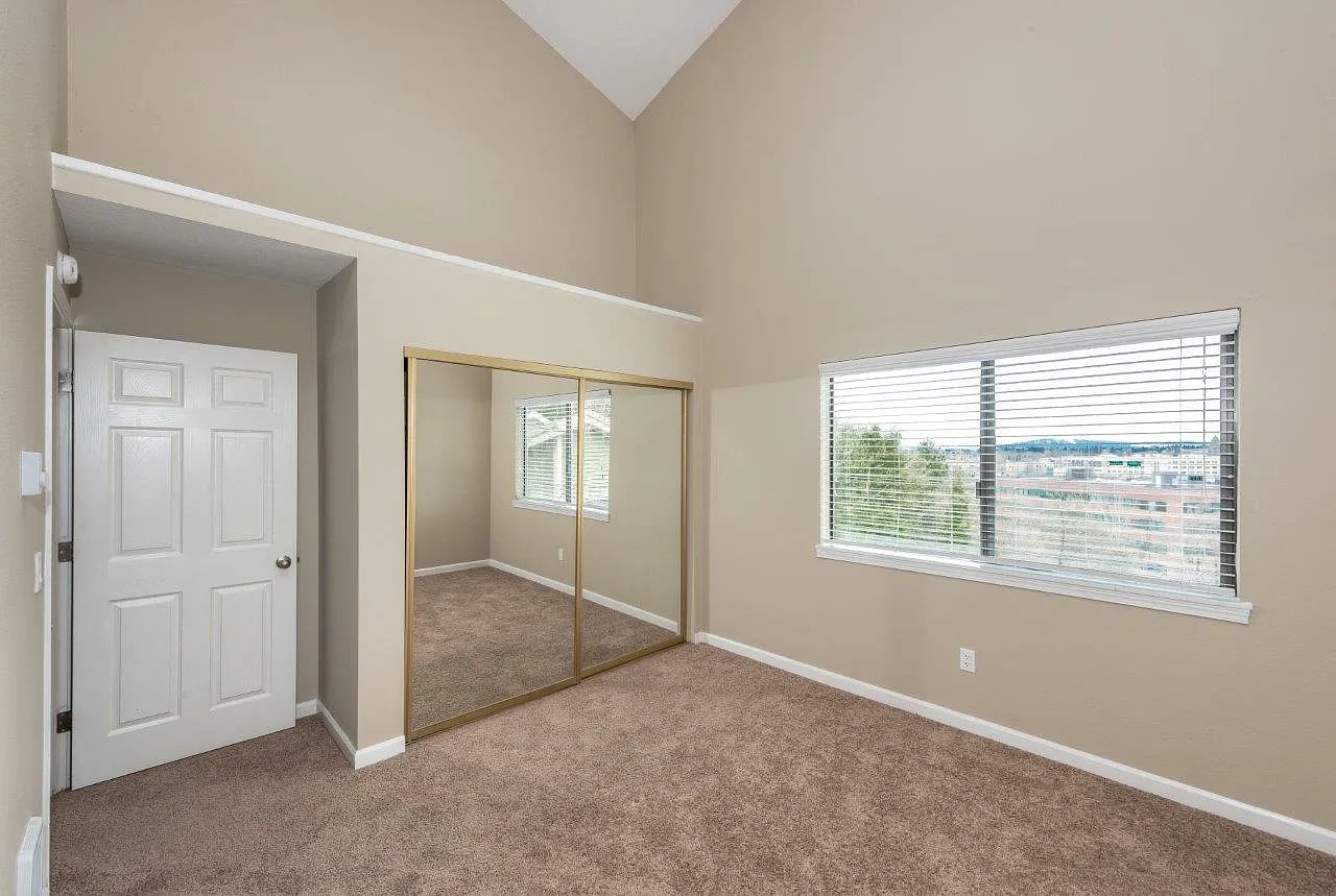 Townhomes with a View – photo 1