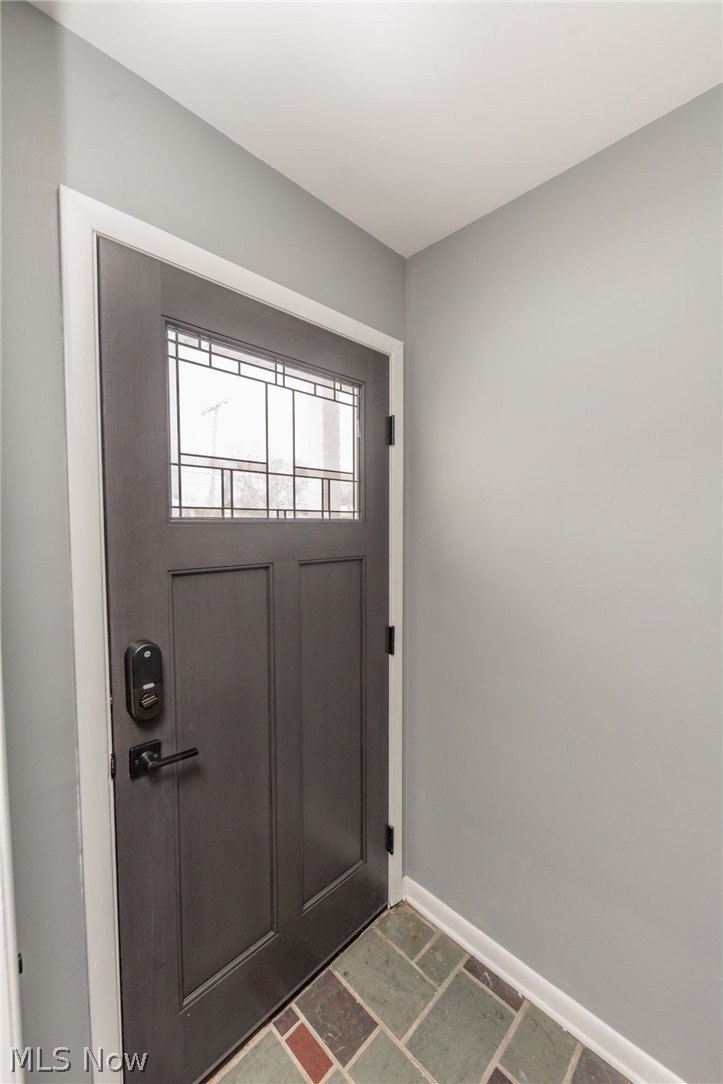 2539 Warrensville Center Rd #DOWN – photo 2
