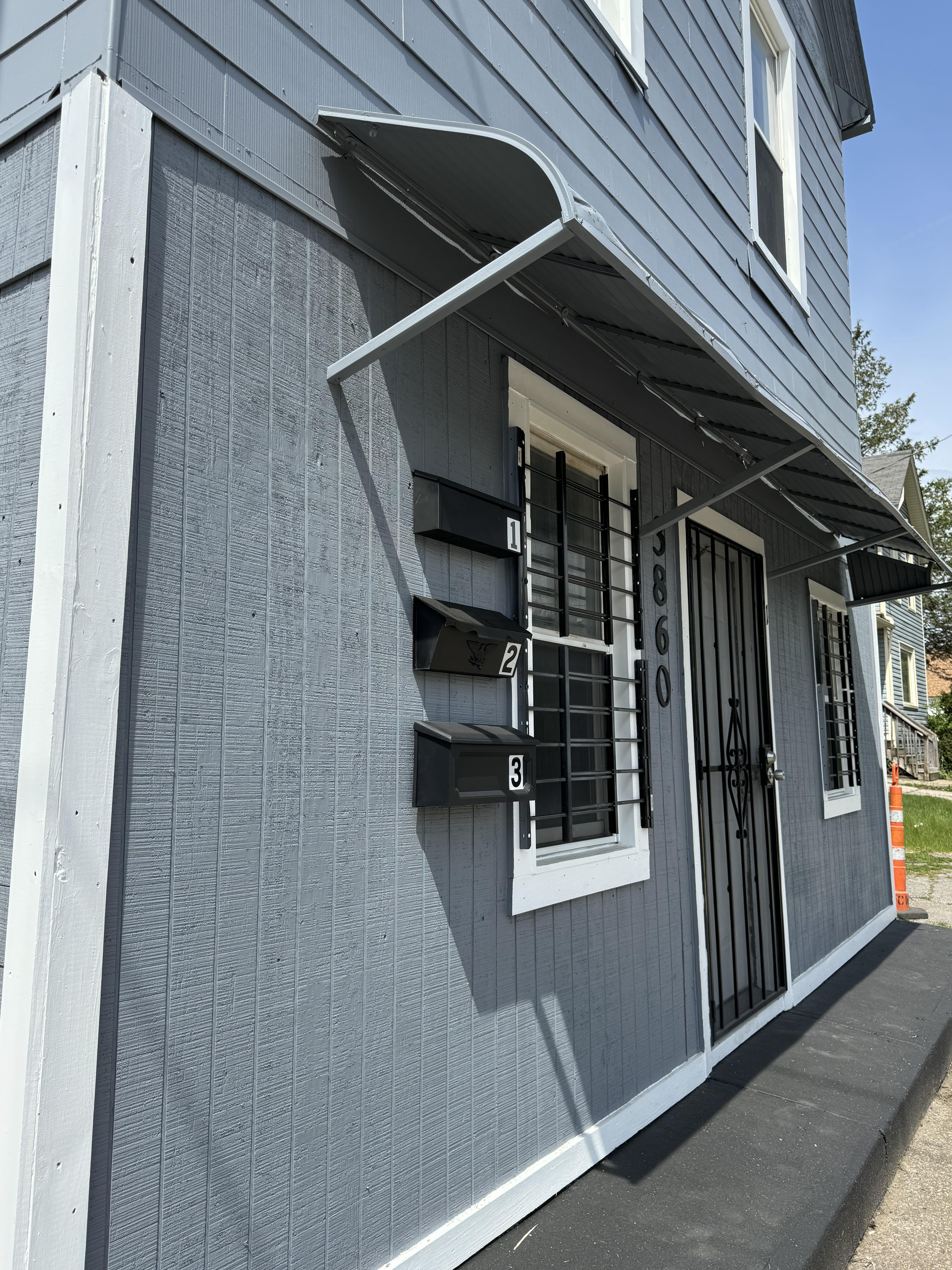 3860 E 72nd St unit 3 – photo 2