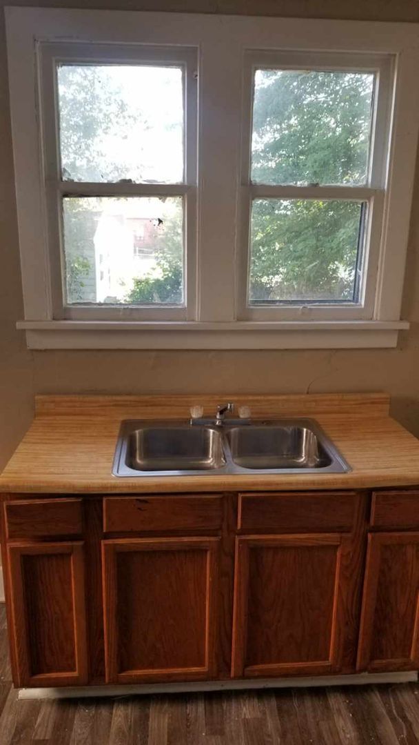 705 French St – photo 5