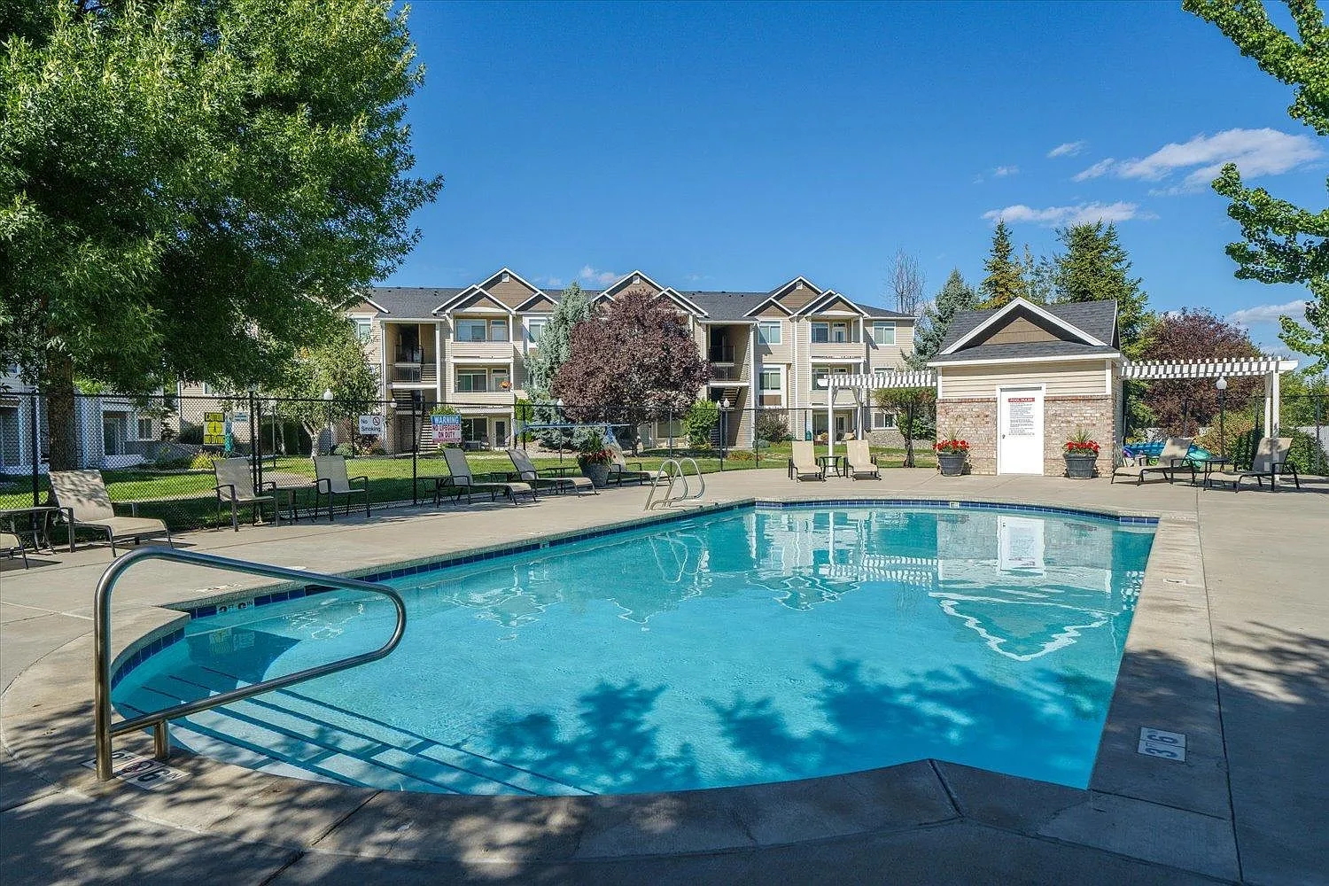 Hilby Station Apartments – photo 3