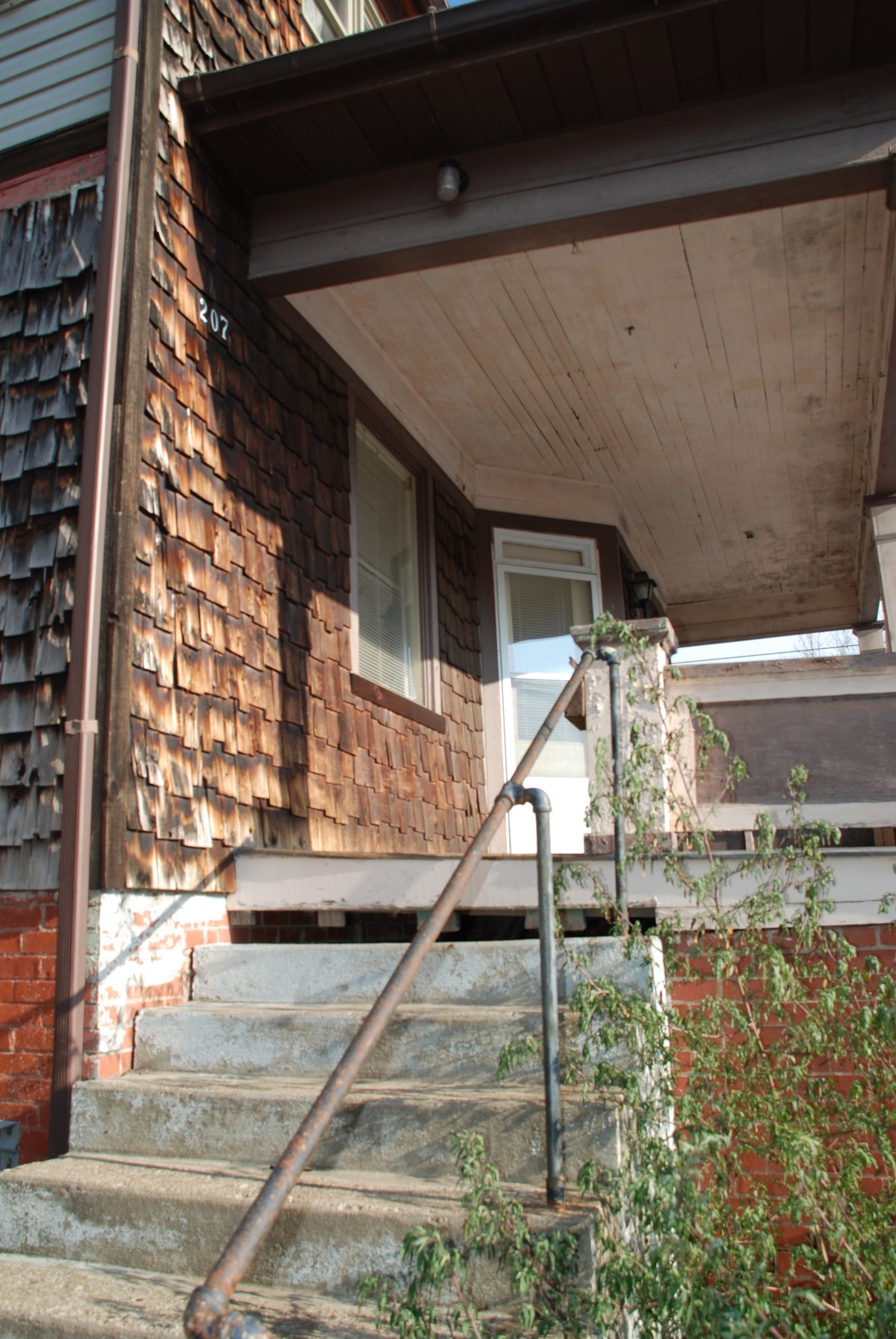 207 Scammel St unit 2 – photo 3