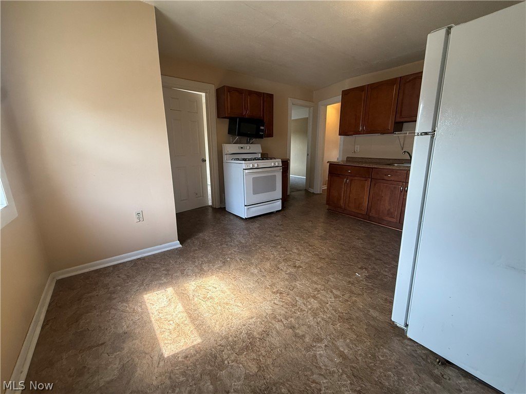 1726 Starkweather Ave #UPPER – photo 2