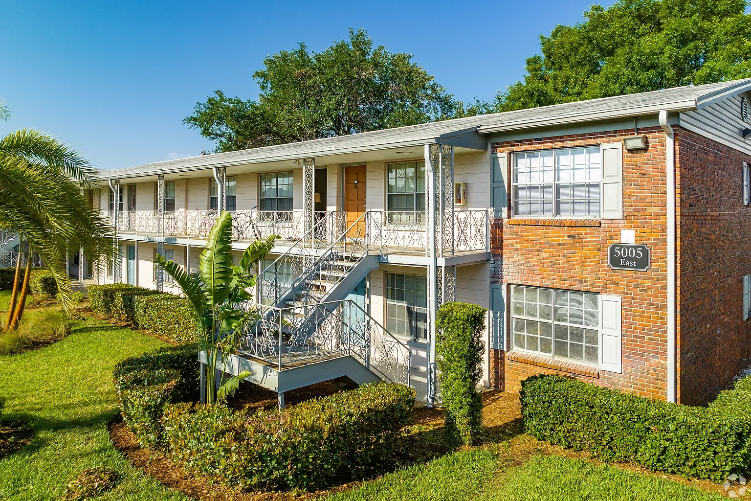 Bay Colony Apartments – photo 5