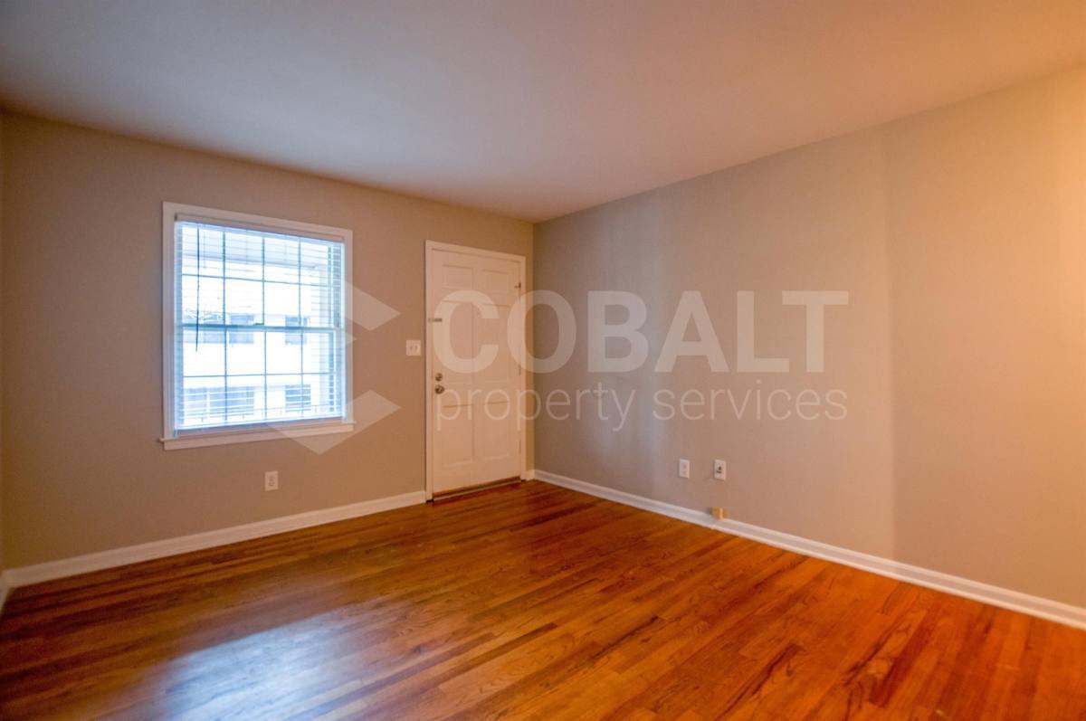 3607 Roxboro Rd NE unit 8 – photo 5