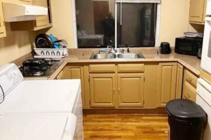 18 Terrace Ave unit Studio – photo 4