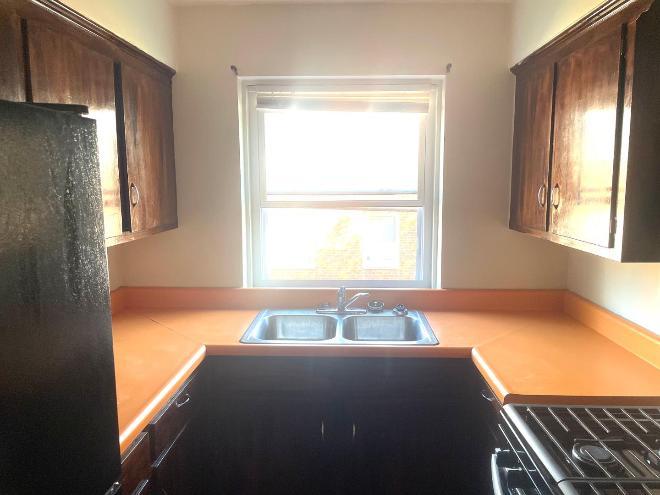 2657 Noble Rd – photo 3