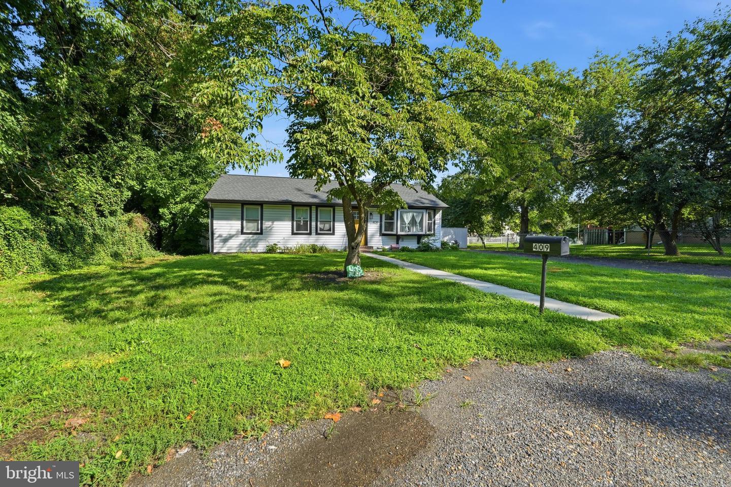409 River Rd – photo 3