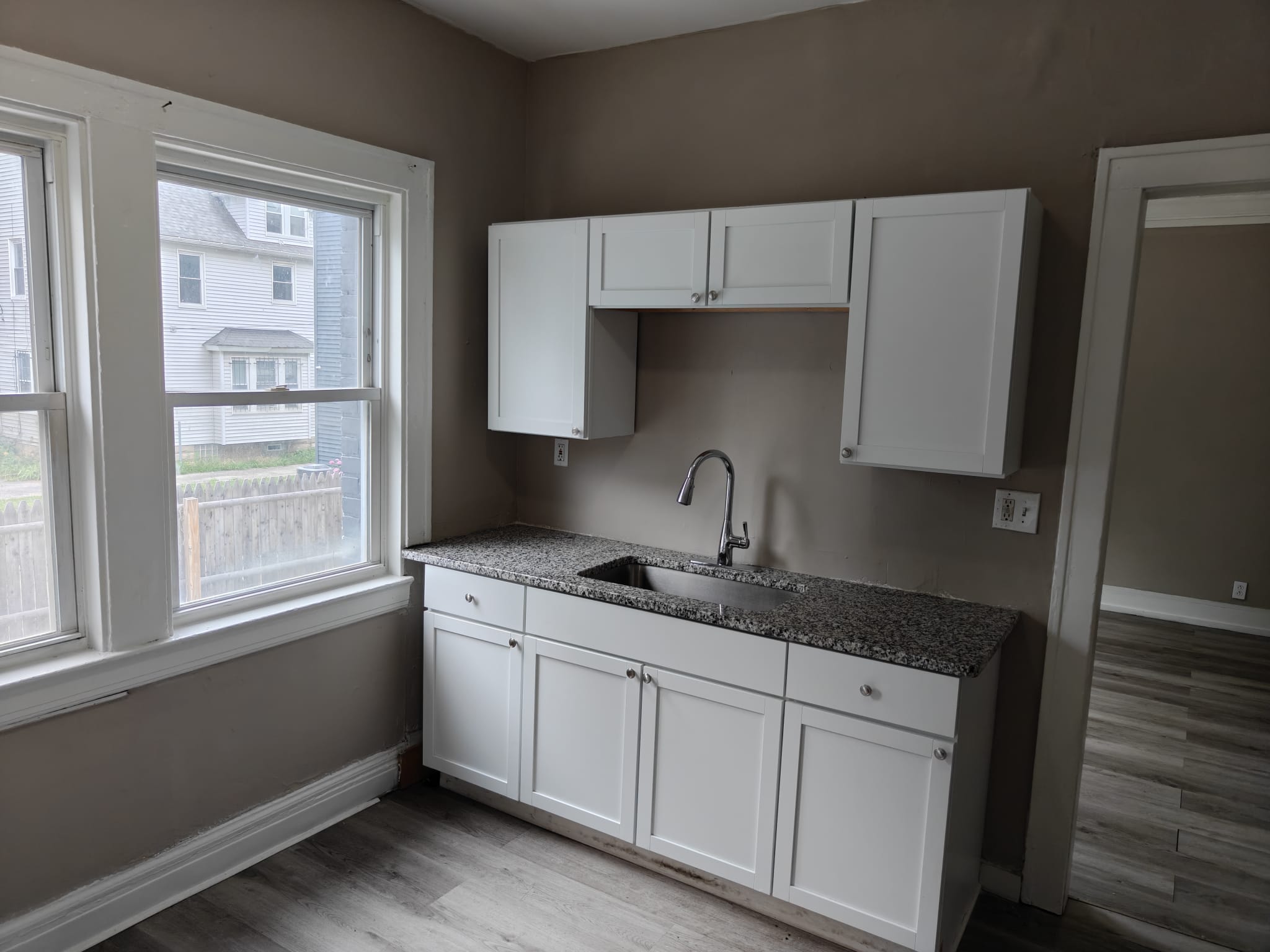 10703 Lee Ave unit 1 – photo 2