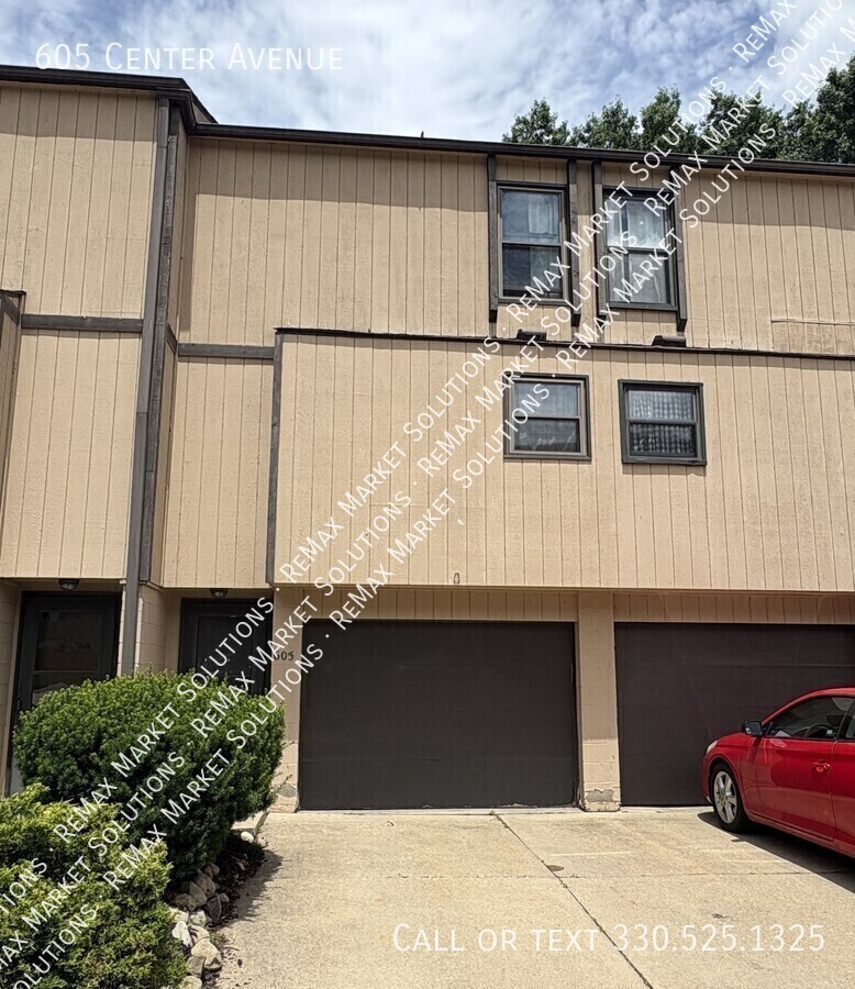 605 Center Ave – photo 2