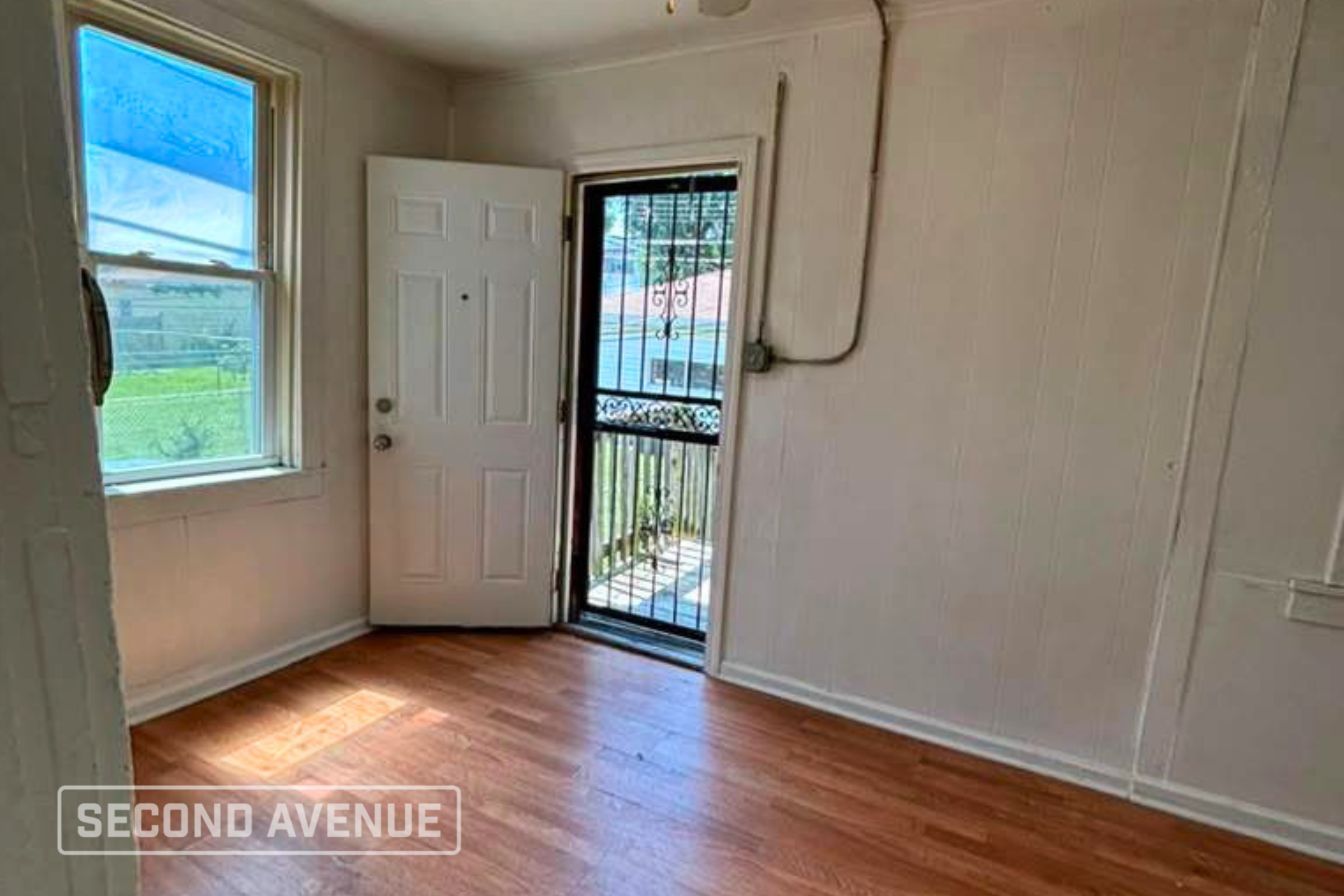 9424 S Champlain Ave – photo 2