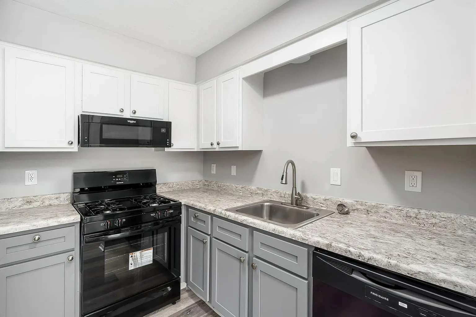 TOWNHOMES AT MCNAUGHTEN – Floor plan