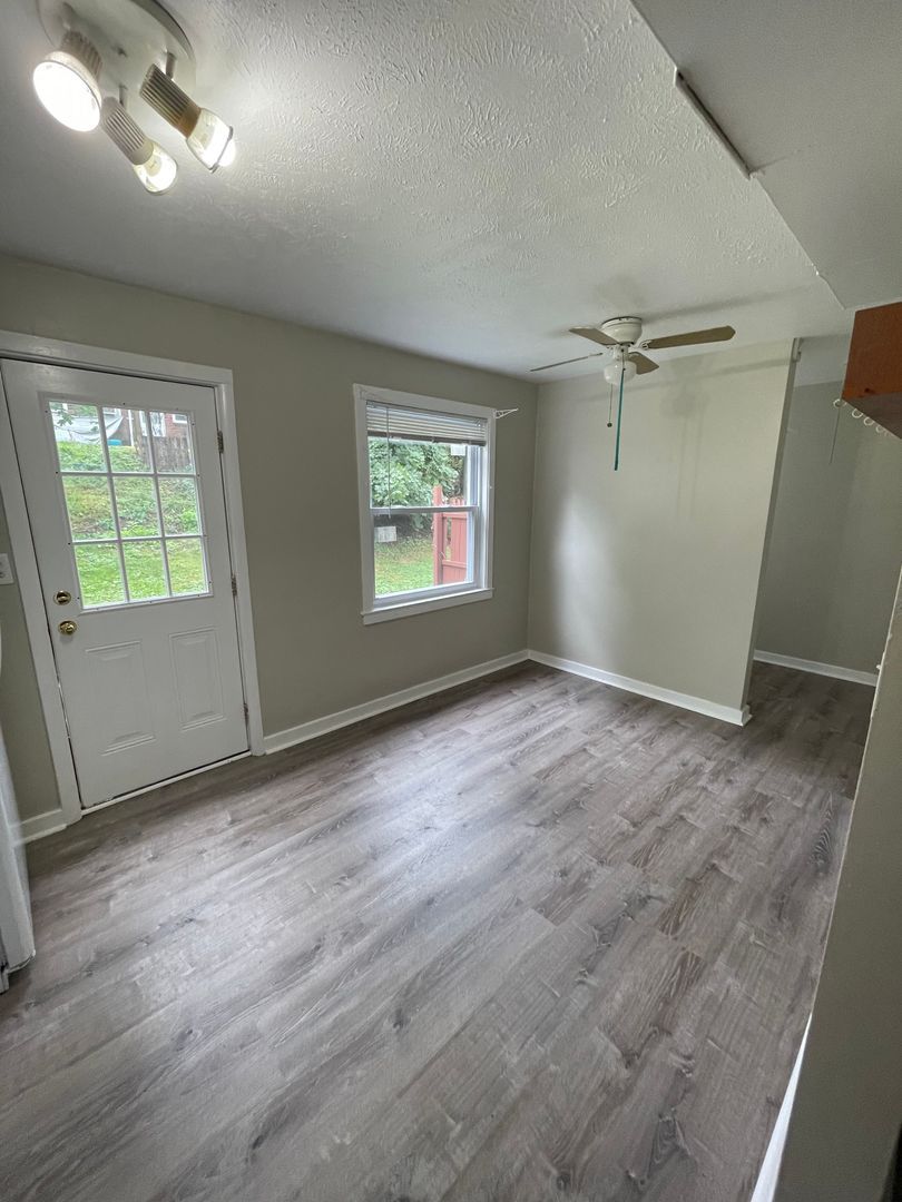 422 Cedar Dr unit 424 Cedar Drive – photo 4
