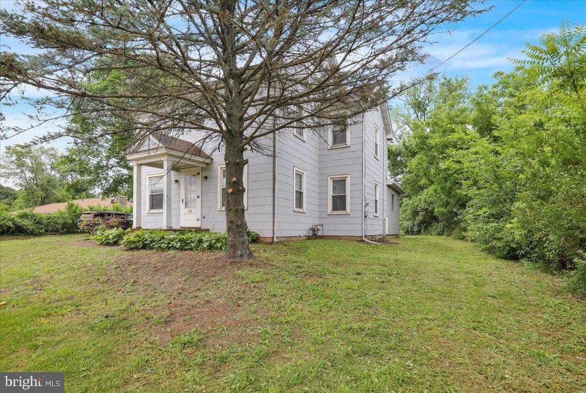 144 E Baumstown Rd – photo 4