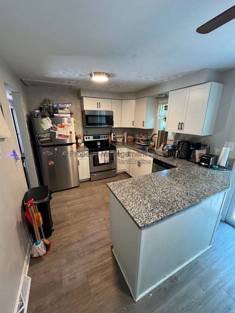 90 Walker Rd – photo 5