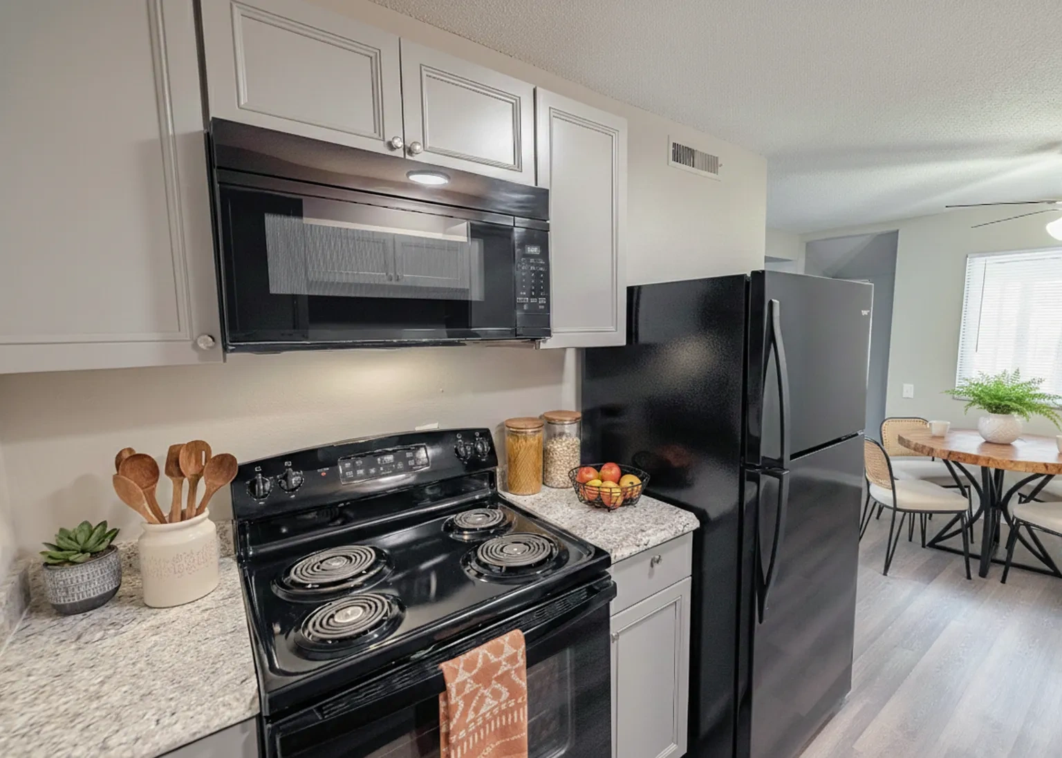 Keystone Apartments – photo 3