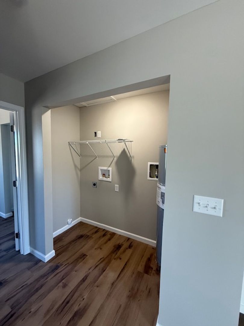 416 1st St E unit 416 Unit 2 – photo 5