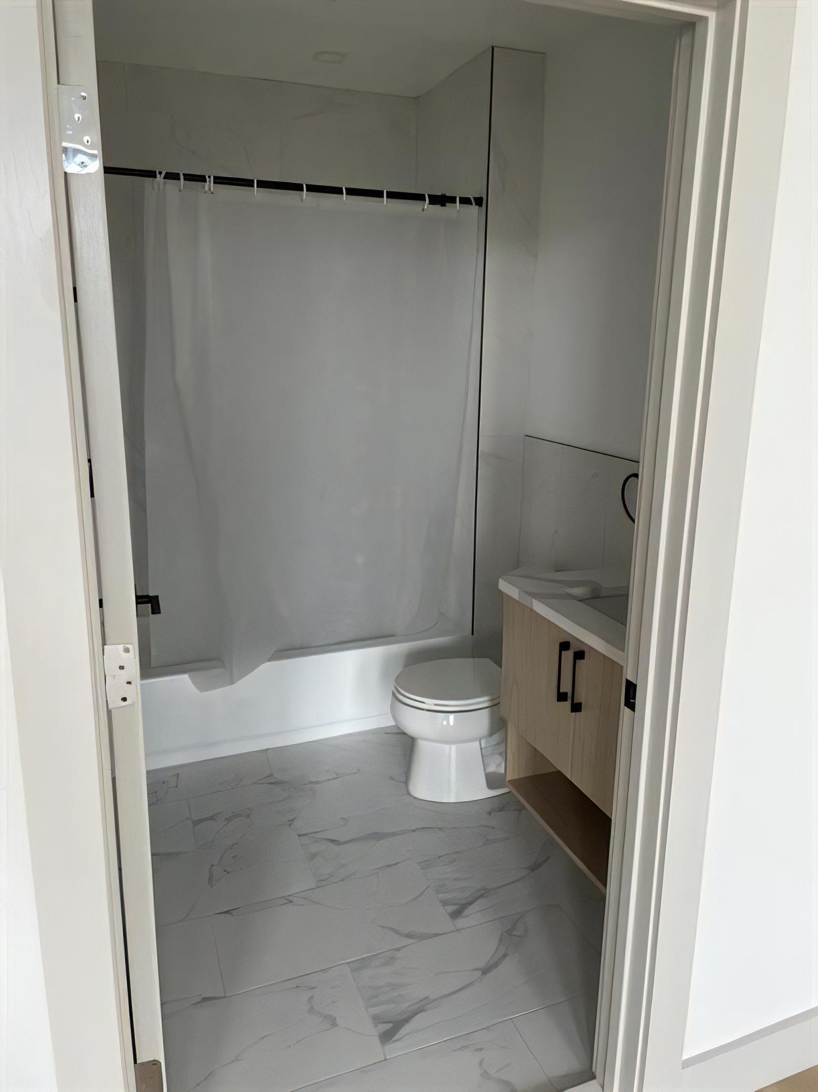 299 Main St unit 7 – photo 4