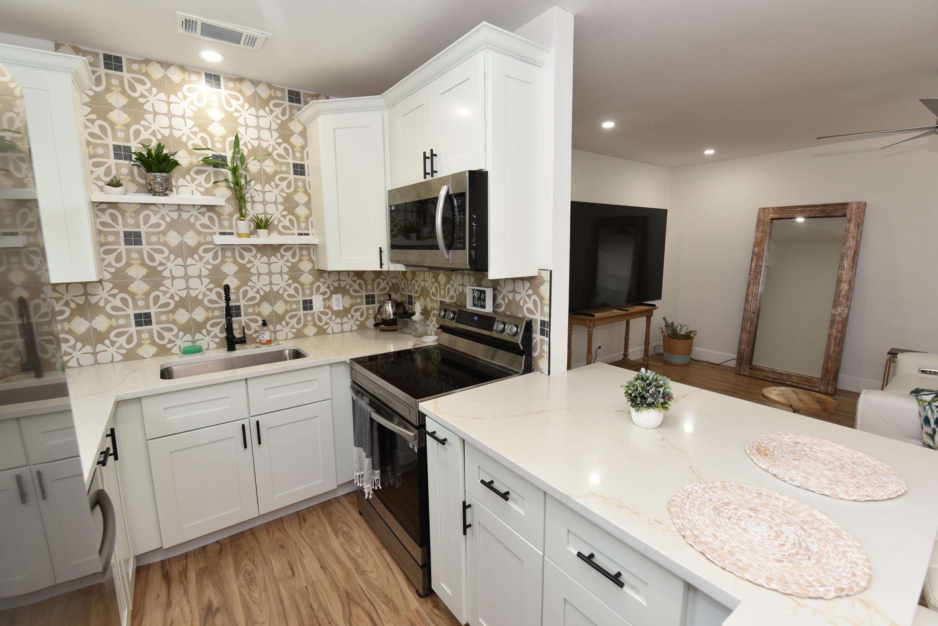 112 Salisbury E – photo 2