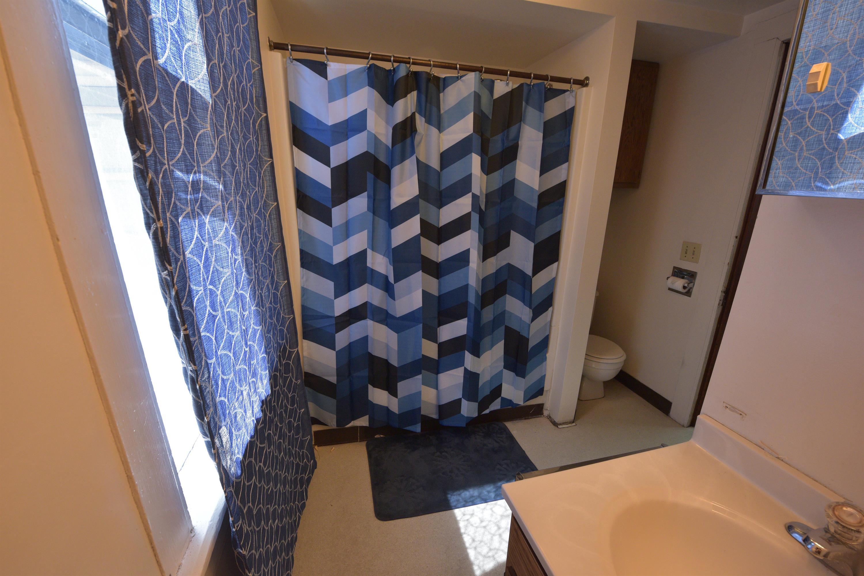 408 Stewart Ave unit 2 – photo 3