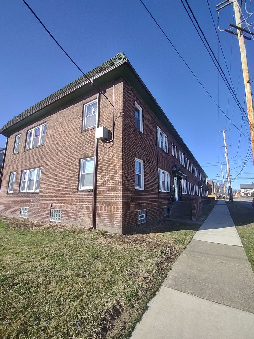 9705 Loretta Ave unit Unit #3 – photo 1
