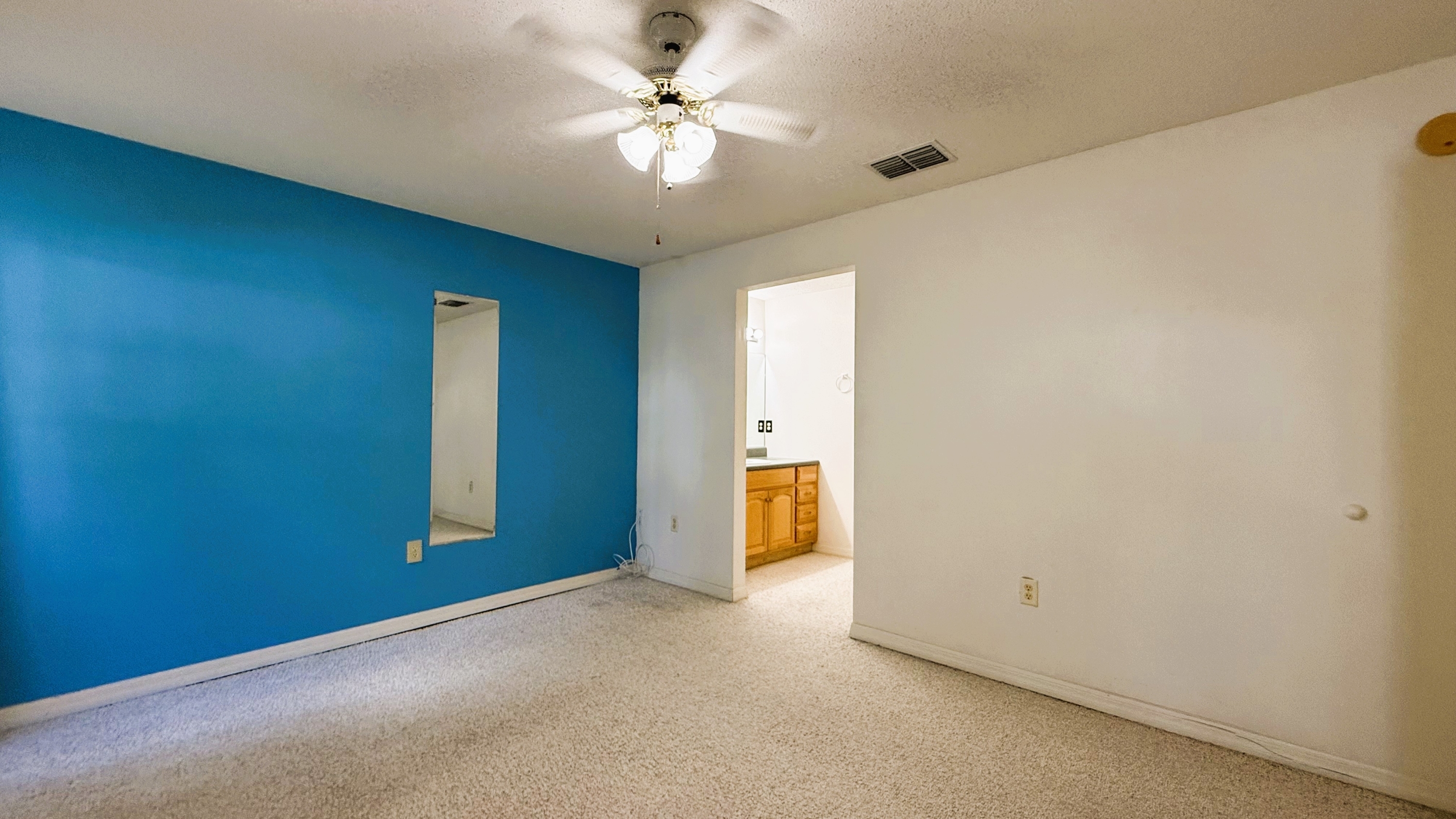 260 Lake Suzanne Dr – photo 5